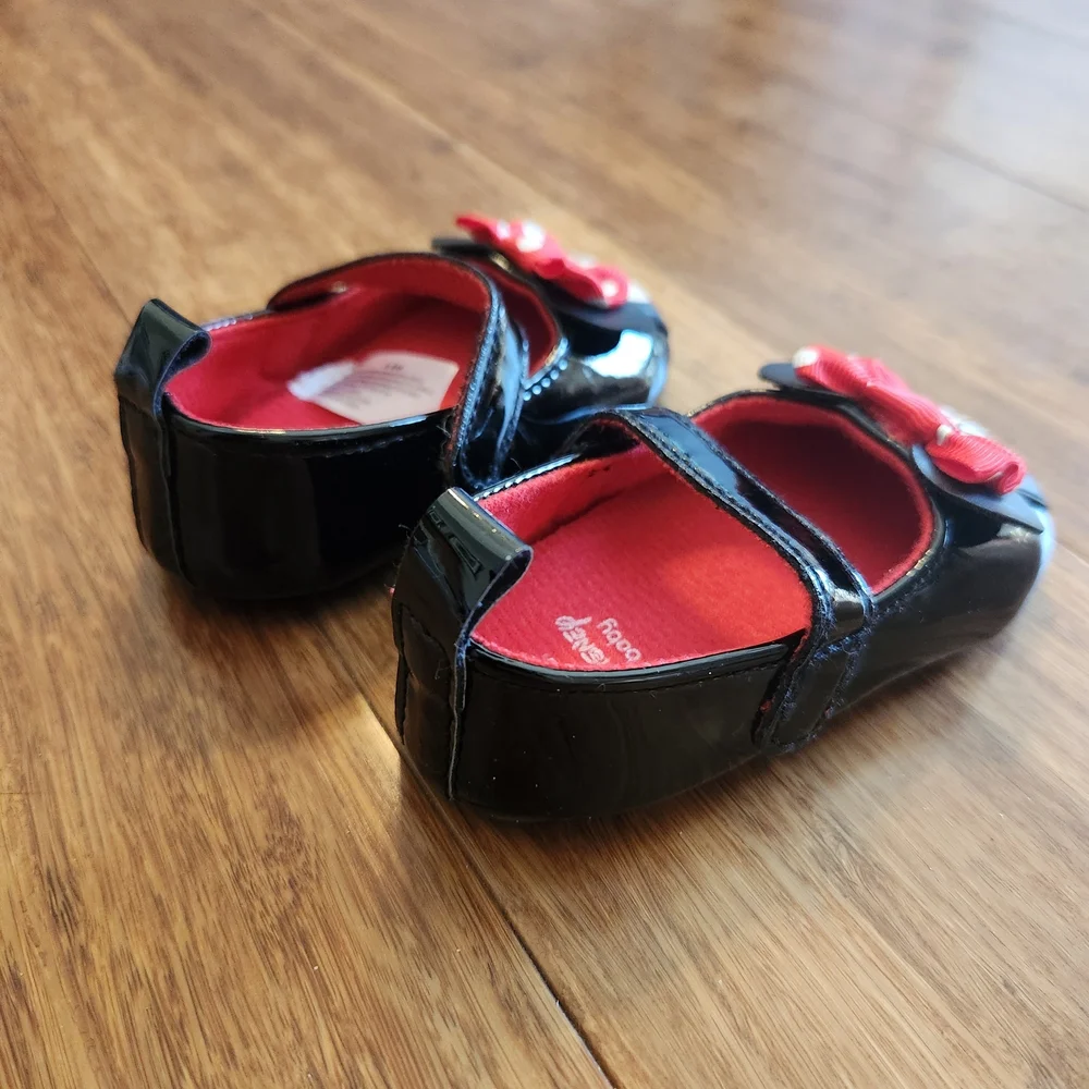 Disney baby Minnie Mouse Black Ballet Flat Baby Girl Shoes size 3-6 months